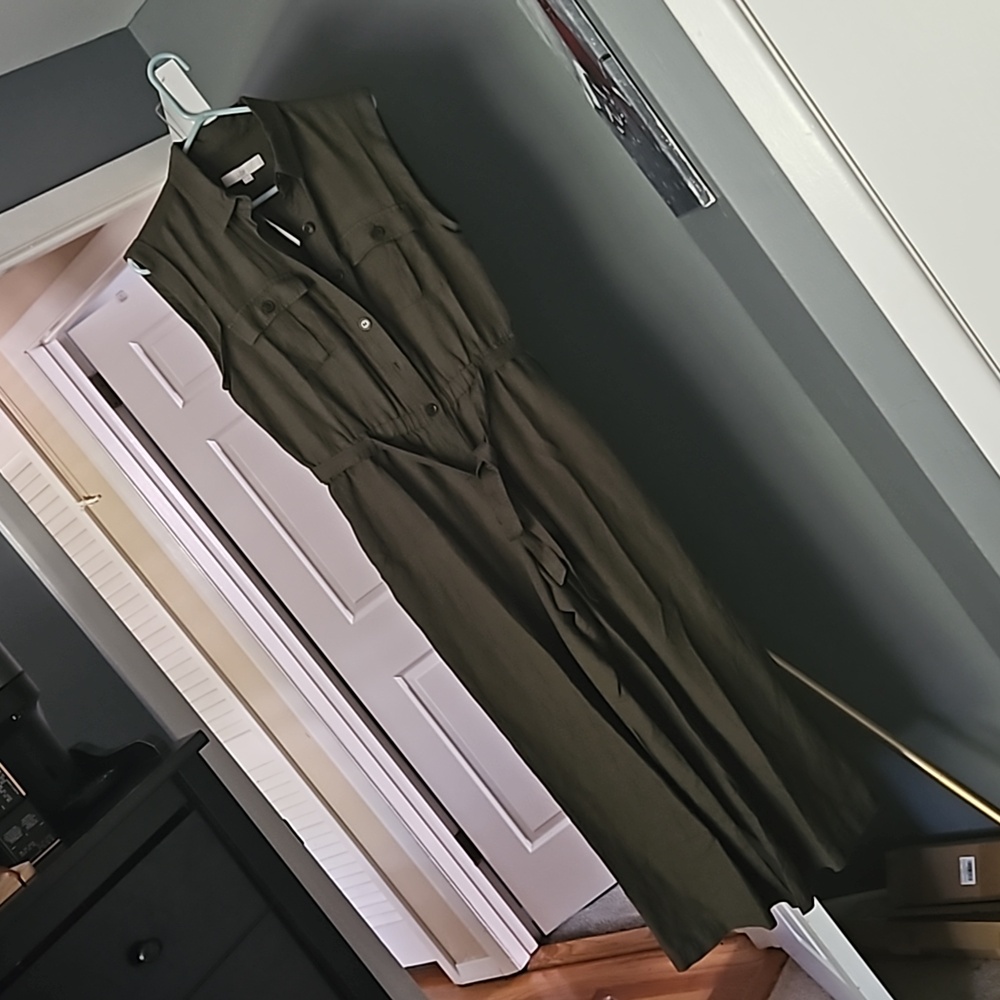 Wide leg jumpsuit